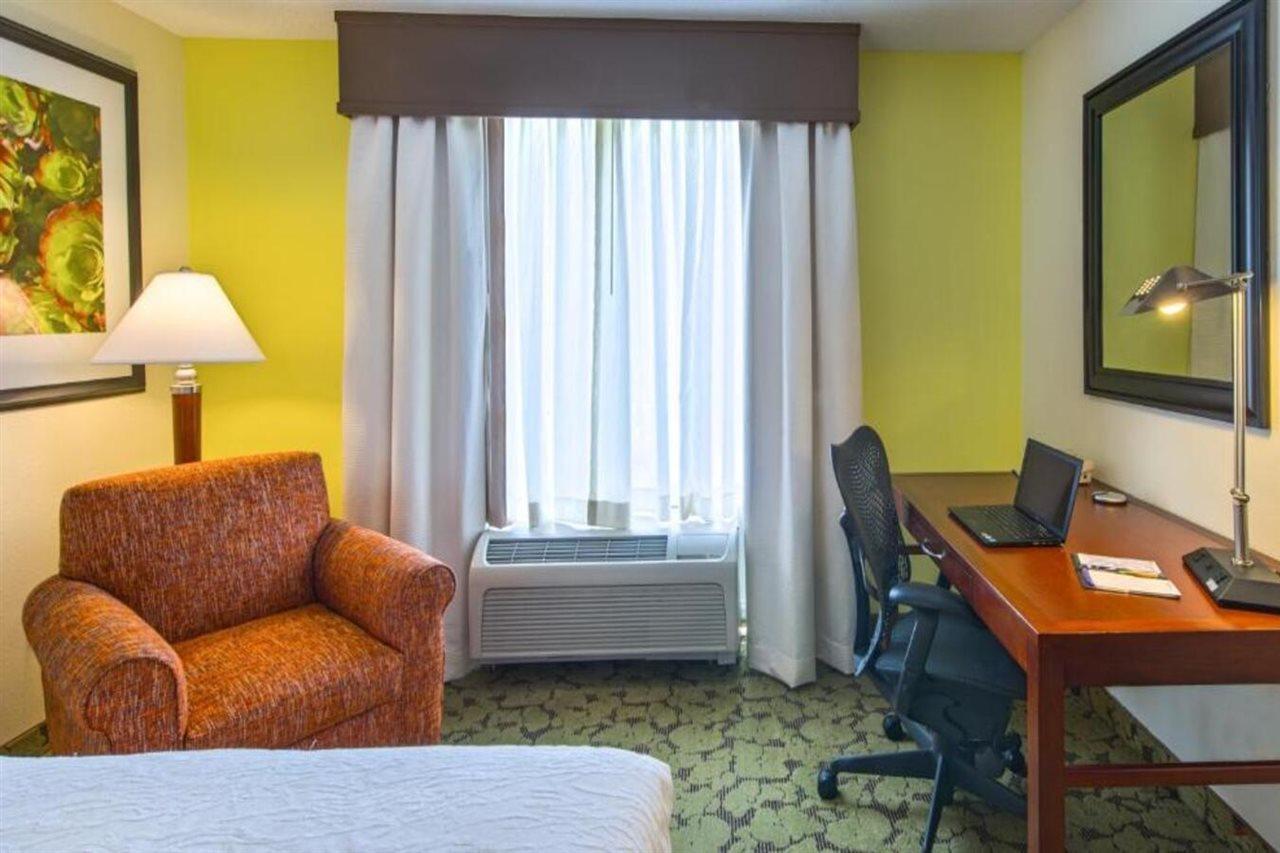 Hilton Garden Inn Macon/Mercer University Exterior photo
