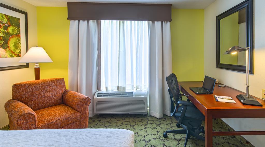 Hilton Garden Inn Macon/Mercer University Exterior photo